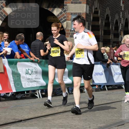 13.09.2026 - 21. swb-Marathon Bremen Strokosch-Dieckow http://msf.ph/oto/10387567 13.09.2026 11:09:08 Ziel 10399, 10469, 10599, 10609, 11053, 11074, 11358, 11421, 11434, 11710, 11718, 11812, 11834, 12256, 12353, 12438, 12517, 10314, 10664, 10686, 10694, 10823, 10983, 11091, 11764, 11882, 11883, 11915, 11987, 11995, 12155, 12322, 12491, 13607 meine-sportfotos.de