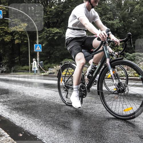 13.09.2026 - Stadtparktriathlon H.Heesch http://msf.ph/oto/10387573 13.09.2026 12:16:34 Radfahren 978, 1186 meine-sportfotos.de