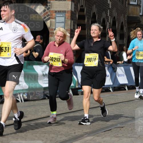 13.09.2026 - 21. swb-Marathon Bremen Strokosch-Dieckow http://msf.ph/oto/10387619 13.09.2026 11:09:09 Ziel 10217, 10399, 10469, 10599, 10609, 11053, 11074, 11358, 11421, 11434, 11710, 11718, 11812, 11834, 12256, 12353, 12438, 12517, 10314, 10556, 10664, 10686, 10694, 10769, 10823, 10983, 11764, 11882, 11883, 11914, 11915, 11987, 11995, 12155, 12322, 12491, 13607 meine-sportfotos.de