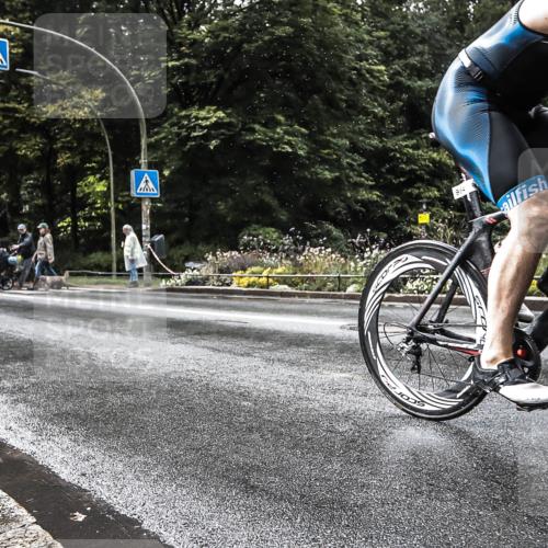 13.09.2026 - Stadtparktriathlon H.Heesch http://msf.ph/oto/10387643 13.09.2026 12:17:55 Radfahren 964 meine-sportfotos.de