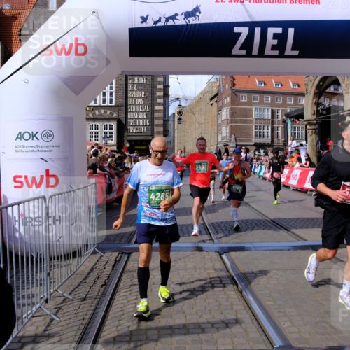 13.09.2026 - 21. swb-Marathon Bremen Tim E. http://msf.ph/oto/10387667 13.09.2026 13:28:15 Ziel 488, 534, 762, 1343, 1456, 3135, 3480, 3576, 4106, 4133, 4265, 4744, 5462, 6468, 6522, 7042, 7926, 8188, 8351, 8656, 9067, 9145, 13069, 13198 meine-sportfotos.de
