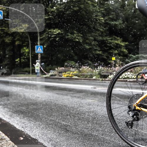 13.09.2026 - Stadtparktriathlon H.Heesch http://msf.ph/oto/10387674 13.09.2026 12:18:27 Radfahren 987, 1178 meine-sportfotos.de