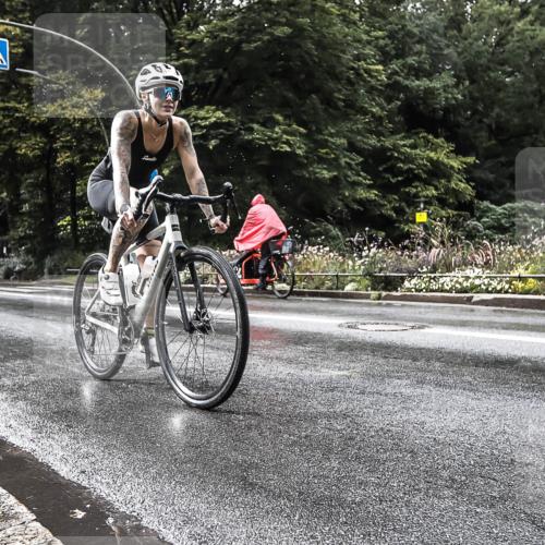 13.09.2026 - Stadtparktriathlon H.Heesch http://msf.ph/oto/10387685 13.09.2026 12:18:29 Radfahren 987, 1178 meine-sportfotos.de