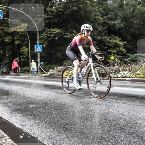 13.09.2026 - Stadtparktriathlon H.Heesch http://msf.ph/oto/10387693 13.09.2026 12:18:39 Radfahren 1062, 1063, 1131, 1147, 1153 meine-sportfotos.de