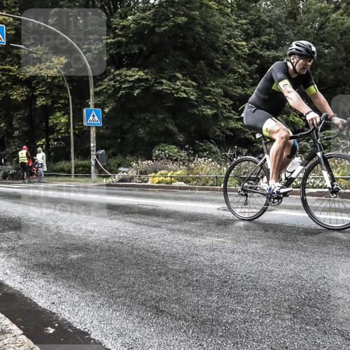 13.09.2026 - Stadtparktriathlon H.Heesch http://msf.ph/oto/10387734 13.09.2026 12:18:53 Radfahren 951, 974, 1008, 1099, 1144, 1159, 1161, 1184 meine-sportfotos.de