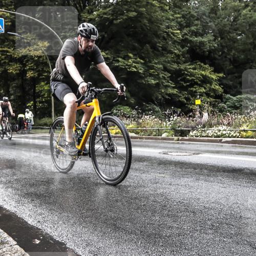13.09.2026 - Stadtparktriathlon H.Heesch http://msf.ph/oto/10387775 13.09.2026 12:19:24 Radfahren 972, 1020, 1075, 1173 meine-sportfotos.de