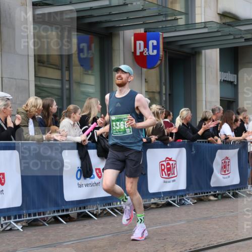 13.09.2026 - 21. swb-Marathon Bremen Strokosch-Dieckow http://msf.ph/oto/10387776 13.09.2026 12:57:00 Ziel 850, 1875, 2986, 3368, 5912, 6264, 365, 573, 901, 6201, 7118, 7671 meine-sportfotos.de