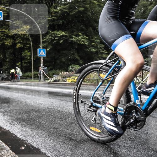 13.09.2026 - Stadtparktriathlon H.Heesch http://msf.ph/oto/10387799 13.09.2026 12:19:34 Radfahren 1134, 1148, 1158, 1181 meine-sportfotos.de