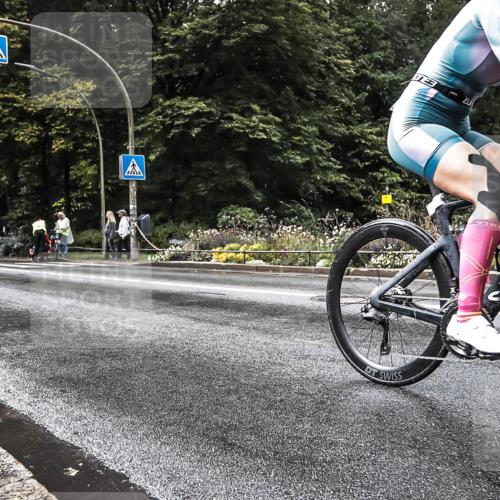 13.09.2026 - Stadtparktriathlon H.Heesch http://msf.ph/oto/10387811 13.09.2026 12:19:41 Radfahren 1045, 1098, 1112, 1177 meine-sportfotos.de