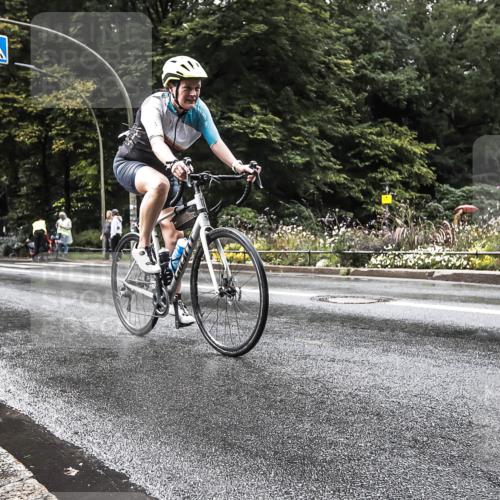 13.09.2026 - Stadtparktriathlon H.Heesch http://msf.ph/oto/10387815 13.09.2026 12:19:42 Radfahren 1045, 1098, 1112, 1177 meine-sportfotos.de