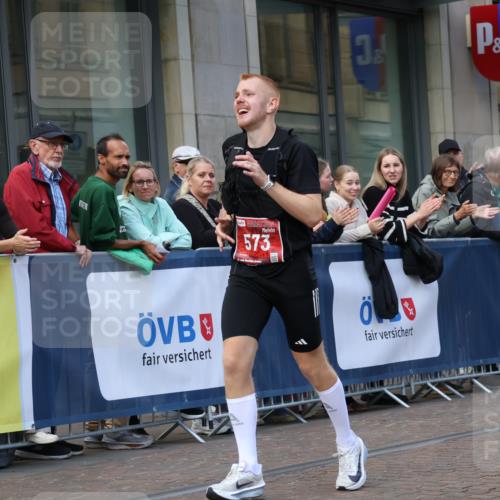 13.09.2026 - 21. swb-Marathon Bremen Strokosch-Dieckow http://msf.ph/oto/10387851 13.09.2026 12:57:09 Ziel 919, 1875, 2986, 4795, 5912, 6264, 365, 573, 850, 3368, 6201, 7118, 7671 meine-sportfotos.de