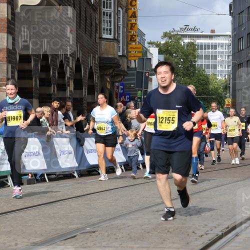 13.09.2026 - 21. swb-Marathon Bremen Strokosch-Dieckow http://msf.ph/oto/10387859 13.09.2026 11:09:19 Ziel 10217, 10321, 10455, 10469, 10570, 10599, 10630, 11011, 11053, 11074, 11138, 11304, 11434, 11531, 11578, 11812, 11905, 12192, 12256, 12337, 12353, 12438, 12554, 10424, 10556, 10769, 10823, 10981, 11192, 11225, 11882, 11883, 11914, 11995, 12322, 12474, 12532 meine-sportfotos.de