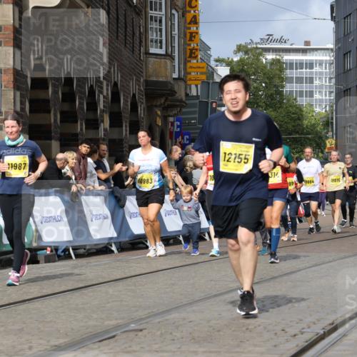 13.09.2026 - 21. swb-Marathon Bremen Strokosch-Dieckow http://msf.ph/oto/10387880 13.09.2026 11:09:19 Ziel 10217, 10321, 10455, 10469, 10570, 10599, 10630, 11011, 11053, 11074, 11138, 11304, 11434, 11531, 11578, 11812, 11905, 12192, 12256, 12337, 12353, 12438, 12554, 10424, 10556, 10769, 10823, 10981, 11192, 11225, 11882, 11883, 11914, 11995, 12322, 12474, 12532 meine-sportfotos.de