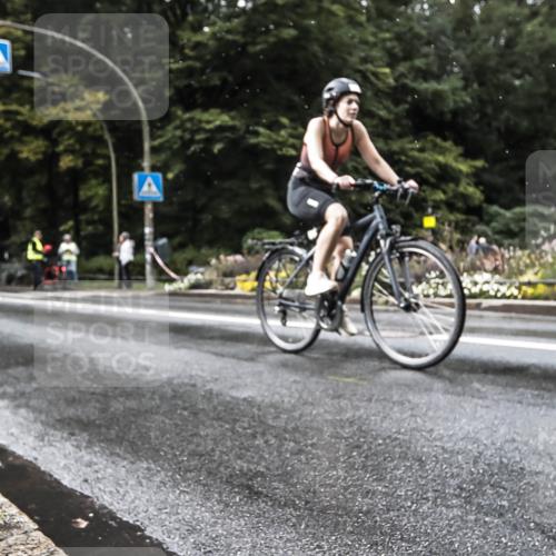 13.09.2026 - Stadtparktriathlon H.Heesch http://msf.ph/oto/10387890 13.09.2026 12:20:09 Radfahren 1024, 1056, 1087, 1120, 1149, 1187 meine-sportfotos.de