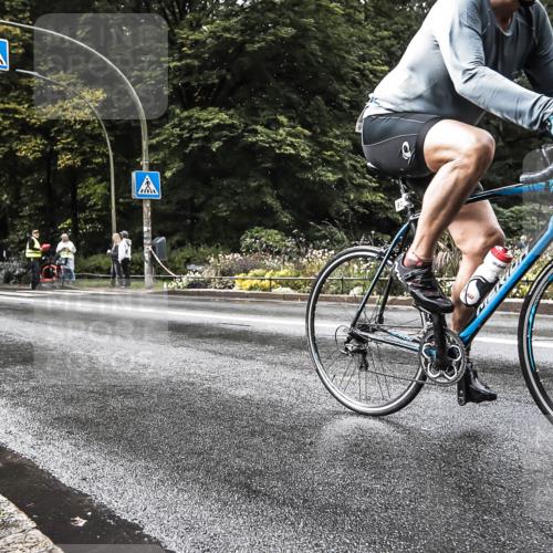 13.09.2026 - Stadtparktriathlon H.Heesch http://msf.ph/oto/10387893 13.09.2026 12:20:13 Radfahren 938, 949, 1004, 1120 meine-sportfotos.de