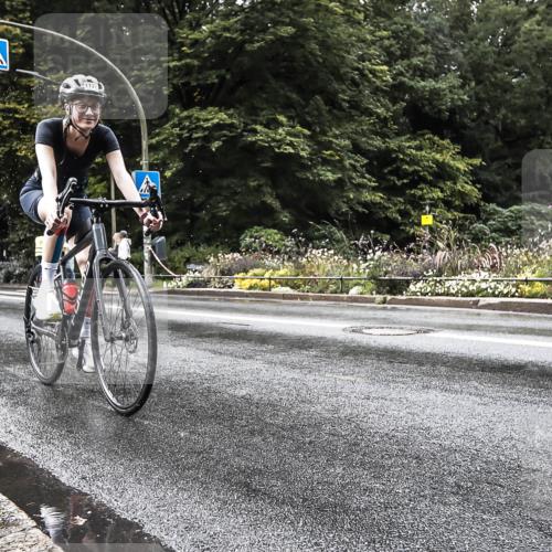 13.09.2026 - Stadtparktriathlon H.Heesch http://msf.ph/oto/10387911 13.09.2026 12:20:21 Radfahren 1051, 1088, 1123, 1128 meine-sportfotos.de