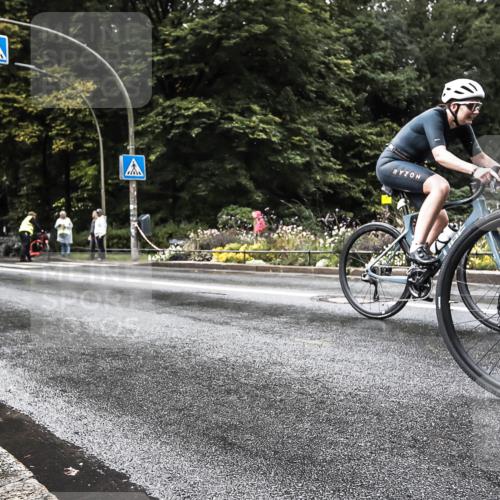 13.09.2026 - Stadtparktriathlon H.Heesch http://msf.ph/oto/10387933 13.09.2026 12:20:43 Radfahren 849, 999, 1007, 1084, 1113 meine-sportfotos.de