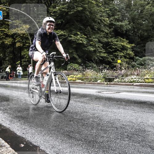 13.09.2026 - Stadtparktriathlon H.Heesch http://msf.ph/oto/10387944 13.09.2026 12:20:48 Radfahren 959, 1017, 1076, 1081, 1108, 1242 meine-sportfotos.de