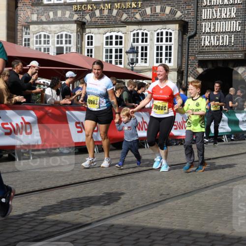 13.09.2026 - 21. swb-Marathon Bremen Strokosch-Dieckow http://msf.ph/oto/10387950 13.09.2026 11:09:25 Ziel 10217, 10314, 10321, 10455, 10570, 10630, 11011, 11074, 11091, 11138, 11304, 11531, 11578, 11812, 11905, 11987, 12155, 12192, 12337, 12554, 10234, 10386, 10417, 10424, 10696, 10712, 10785, 10990, 10991, 11192, 11937, 12409, 12474, 12532 meine-sportfotos.de