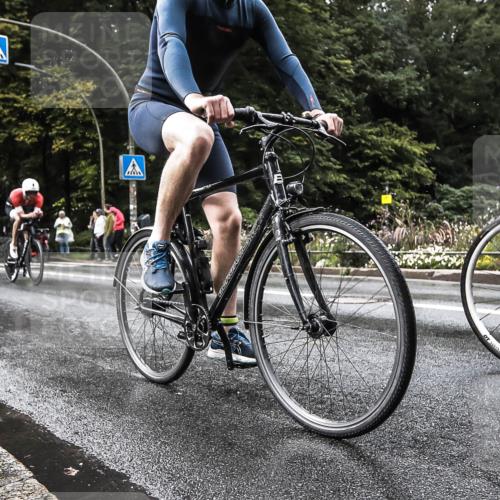 13.09.2026 - Stadtparktriathlon H.Heesch http://msf.ph/oto/10387952 13.09.2026 12:20:51 Radfahren 953, 959, 1017, 1076, 1081, 1108, 1242 meine-sportfotos.de