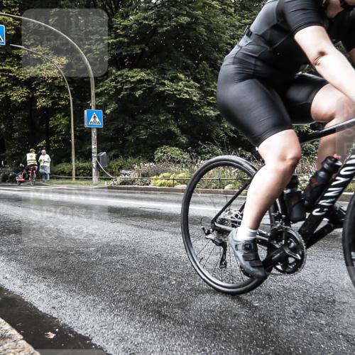 13.09.2026 - Stadtparktriathlon H.Heesch http://msf.ph/oto/10388001 13.09.2026 12:21:28 Radfahren 996, 1109, 1133, 1154, 1179 meine-sportfotos.de