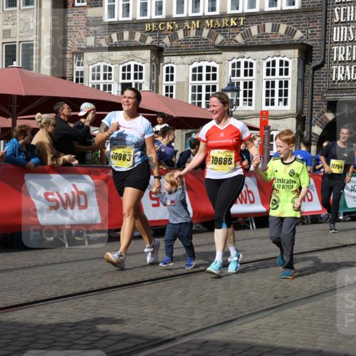 13.09.2026 - 21. swb-Marathon Bremen Strokosch-Dieckow http://msf.ph/oto/10388012 13.09.2026 11:09:26 Ziel 10217, 10314, 10321, 10455, 10570, 10630, 10686, 10983, 11011, 11091, 11138, 11304, 11531, 11578, 11812, 11905, 11987, 12155, 12192, 12337, 12554, 10234, 10386, 10417, 10424, 10696, 10712, 10785, 10990, 10991, 11192, 11937, 12409, 12474, 12532 meine-sportfotos.de