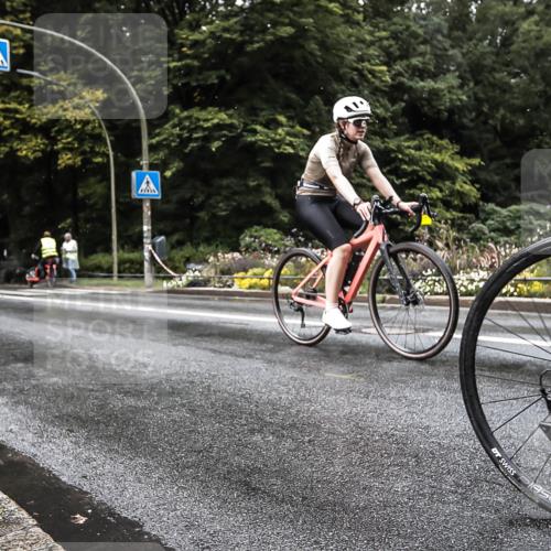 13.09.2026 - Stadtparktriathlon H.Heesch http://msf.ph/oto/10388019 13.09.2026 12:22:00 Radfahren 957, 1035, 1127, 1156, 1163 meine-sportfotos.de