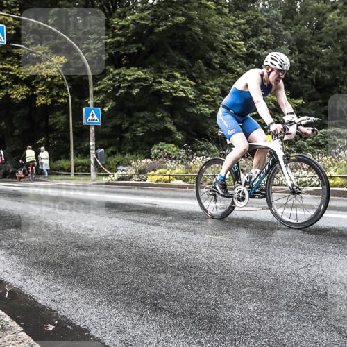 13.09.2026 - Stadtparktriathlon H.Heesch http://msf.ph/oto/10388022 13.09.2026 12:22:01 Radfahren 957, 1035, 1069, 1127, 1156, 1163 meine-sportfotos.de