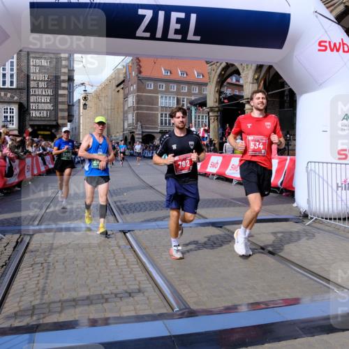 13.09.2026 - 21. swb-Marathon Bremen Tim E. http://msf.ph/oto/10388036 13.09.2026 13:28:38 Ziel 178, 210, 1239, 1380, 1460, 2047, 2977, 3114, 3294, 3334, 3597, 4250, 4506, 5250, 5360, 5683, 5889, 6182, 8429, 8570, 9064, 9543, 9549, 9738, 9881 meine-sportfotos.de