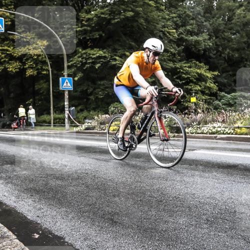 13.09.2026 - Stadtparktriathlon H.Heesch http://msf.ph/oto/10388039 13.09.2026 12:22:07 Radfahren 956, 1055, 1069, 1100, 1116 meine-sportfotos.de