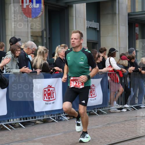 13.09.2026 - 21. swb-Marathon Bremen Strokosch-Dieckow http://msf.ph/oto/10388053 13.09.2026 12:57:36 Ziel 1323, 2099, 9065, 919, 1875, 2986, 4795, 6264 meine-sportfotos.de