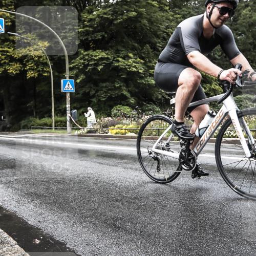 13.09.2026 - Stadtparktriathlon H.Heesch http://msf.ph/oto/10388096 13.09.2026 12:23:22 Radfahren 961 meine-sportfotos.de