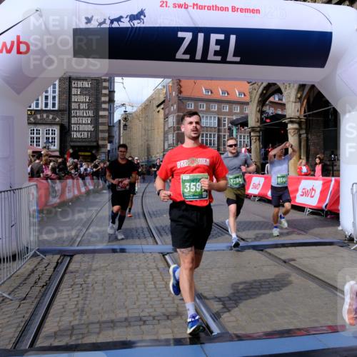 13.09.2026 - 21. swb-Marathon Bremen Tim E. http://msf.ph/oto/10388109 13.09.2026 13:28:44 Ziel 178, 210, 1239, 1380, 1460, 2047, 2764, 2977, 3028, 3294, 3597, 4250, 5250, 5683, 5889, 6914, 6957, 8429, 8483, 8570, 9064, 9549 meine-sportfotos.de