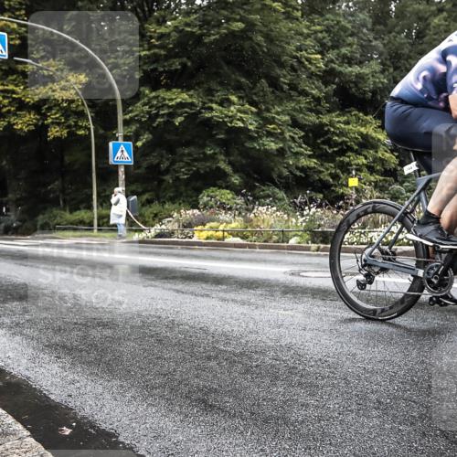 13.09.2026 - Stadtparktriathlon H.Heesch http://msf.ph/oto/10388136 13.09.2026 12:24:38 Radfahren 964, 1039, 1044, 1114, 1170, 1174 meine-sportfotos.de