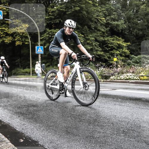 13.09.2026 - Stadtparktriathlon H.Heesch http://msf.ph/oto/10388138 13.09.2026 12:24:39 Radfahren 964, 1039, 1044, 1114, 1170, 1174 meine-sportfotos.de