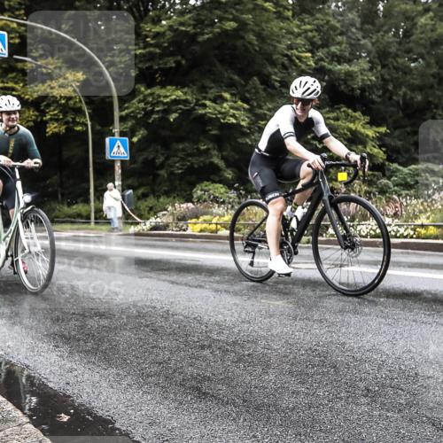 13.09.2026 - Stadtparktriathlon H.Heesch http://msf.ph/oto/10388142 13.09.2026 12:24:40 Radfahren 964, 1039, 1044, 1114, 1166, 1170, 1174 meine-sportfotos.de