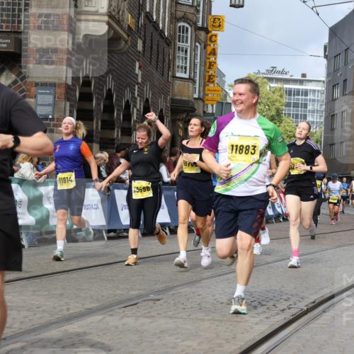 13.09.2026 - 21. swb-Marathon Bremen Strokosch-Dieckow http://msf.ph/oto/10388148 13.09.2026 11:09:33 Ziel 10314, 10321, 10570, 10630, 10664, 10686, 10694, 10983, 11091, 11138, 11304, 11578, 11764, 11882, 11883, 11915, 11987, 12155, 12192, 12337, 12491, 12554, 13607, 10234, 10386, 10417, 10424, 10696, 10712, 10737, 10785, 10990, 10991, 11192, 11937, 12409, 12449 meine-sportfotos.de
