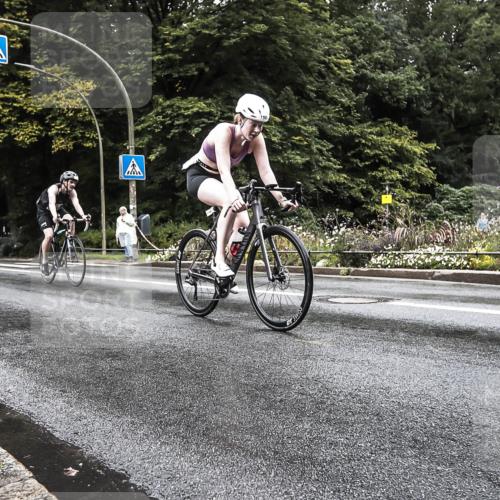 13.09.2026 - Stadtparktriathlon H.Heesch http://msf.ph/oto/10388149 13.09.2026 12:24:43 Radfahren 964, 995, 1166, 1170 meine-sportfotos.de