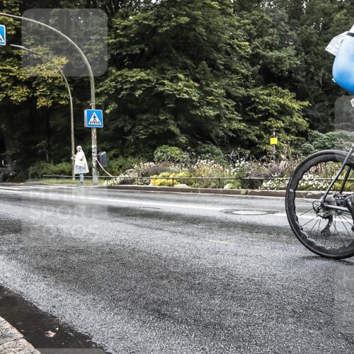 13.09.2026 - Stadtparktriathlon H.Heesch http://msf.ph/oto/10388156 13.09.2026 12:24:54 Radfahren 962, 1058, 1117 meine-sportfotos.de