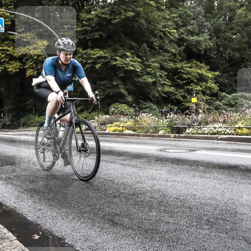 13.09.2026 - Stadtparktriathlon H.Heesch http://msf.ph/oto/10388158 13.09.2026 12:24:54 Radfahren 962, 1058, 1117 meine-sportfotos.de