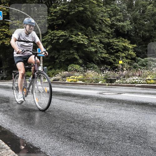 13.09.2026 - Stadtparktriathlon H.Heesch http://msf.ph/oto/10388167 13.09.2026 12:25:06 Radfahren 887, 1016, 1168 meine-sportfotos.de