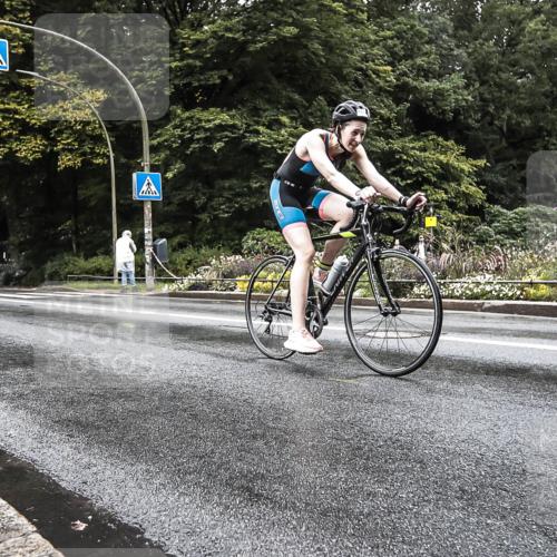 13.09.2026 - Stadtparktriathlon H.Heesch http://msf.ph/oto/10388181 13.09.2026 12:25:20 Radfahren 1048, 1085, 1104, 1124 meine-sportfotos.de