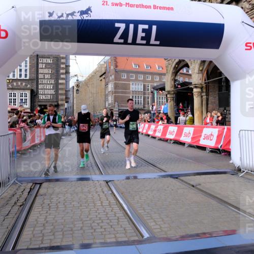 13.09.2026 - 21. swb-Marathon Bremen Tim E. http://msf.ph/oto/10388205 13.09.2026 13:28:48 Ziel 178, 210, 613, 1239, 1380, 1914, 2047, 2764, 3028, 3294, 3597, 4250, 4564, 5683, 6914, 6957, 8429, 8483, 8570, 8938, 9064, 9176, 9549, 13012 meine-sportfotos.de