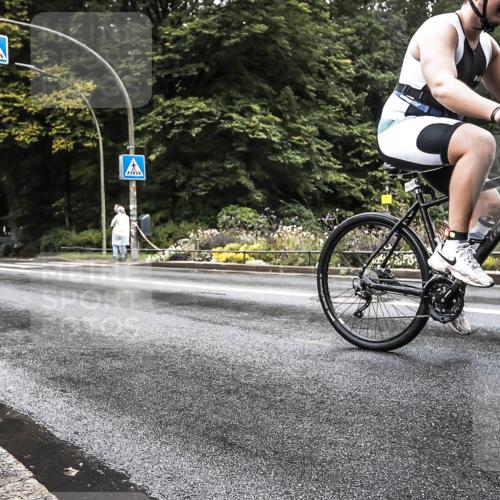 13.09.2026 - Stadtparktriathlon H.Heesch http://msf.ph/oto/10388210 13.09.2026 12:26:02 Radfahren 1005, 1065, 1141 meine-sportfotos.de