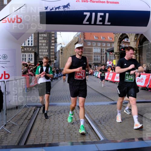 13.09.2026 - 21. swb-Marathon Bremen Tim E. http://msf.ph/oto/10388251 13.09.2026 13:28:50 Ziel 178, 210, 613, 1239, 1380, 1914, 2047, 2764, 3028, 3294, 3597, 4102, 4250, 4564, 5683, 6914, 6957, 8429, 8483, 8570, 8938, 9064, 9176, 9549, 13012 meine-sportfotos.de