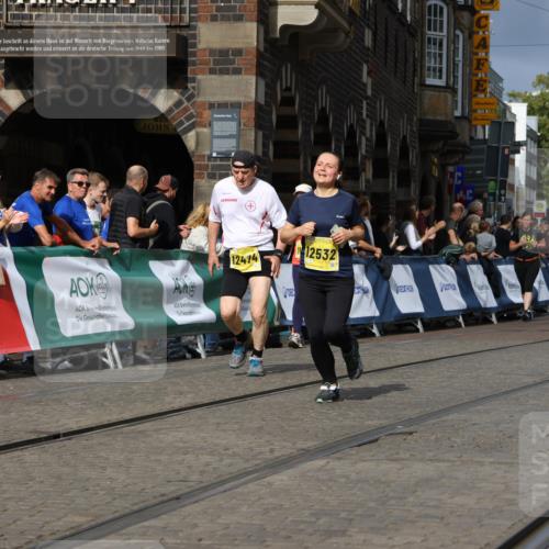 13.09.2026 - 21. swb-Marathon Bremen Strokosch-Dieckow http://msf.ph/oto/10388261 13.09.2026 11:09:37 Ziel 10314, 10321, 10556, 10664, 10686, 10694, 10769, 10823, 10981, 10983, 11091, 11225, 11304, 11578, 11764, 11882, 11883, 11914, 11915, 11987, 11995, 12155, 12322, 12337, 12491, 13607, 10234, 10417, 10645, 10696, 10737, 10785, 10990, 10991, 11383, 11437, 12449 meine-sportfotos.de