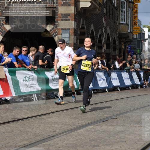 13.09.2026 - 21. swb-Marathon Bremen Strokosch-Dieckow http://msf.ph/oto/10388284 13.09.2026 11:09:38 Ziel 10314, 10556, 10664, 10686, 10694, 10769, 10823, 10981, 10983, 11091, 11225, 11304, 11578, 11764, 11882, 11883, 11914, 11915, 11987, 11995, 12155, 12322, 12337, 12491, 13607, 10234, 10417, 10645, 10696, 10737, 10785, 10990, 10991, 11383, 11437, 12449 meine-sportfotos.de