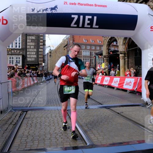 13.09.2026 - 21. swb-Marathon Bremen Tim E. http://msf.ph/oto/10388312 13.09.2026 13:29:00 Ziel 613, 1914, 2276, 2764, 2891, 3028, 3348, 3444, 4102, 4564, 5267, 5531, 5691, 6914, 6957, 7134, 7263, 7527, 8938, 9176, 9562, 13012, 13174 meine-sportfotos.de
