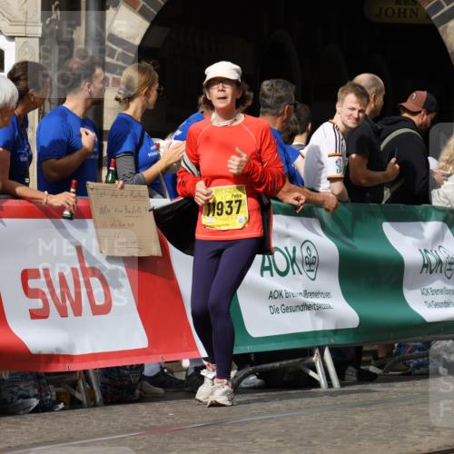 13.09.2026 - 21. swb-Marathon Bremen Strokosch-Dieckow http://msf.ph/oto/10388313 13.09.2026 11:09:41 Ziel 10314, 10556, 10664, 10686, 10694, 10769, 10823, 10981, 10983, 11225, 11764, 11882, 11883, 11914, 11915, 11987, 11995, 12155, 12322, 12474, 12491, 12532, 13607, 10435, 10645, 10737, 11383, 11437, 11441, 12449 meine-sportfotos.de