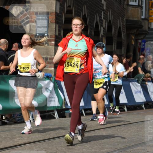 13.09.2026 - 21. swb-Marathon Bremen Strokosch-Dieckow http://msf.ph/oto/10388354 13.09.2026 11:09:43 Ziel 10314, 10556, 10664, 10686, 10694, 10769, 10823, 10981, 10983, 11225, 11764, 11882, 11883, 11914, 11915, 11995, 12322, 12474, 12491, 12532, 13607, 10435, 10645, 10737, 11119, 11383, 11437, 11441, 12449 meine-sportfotos.de
